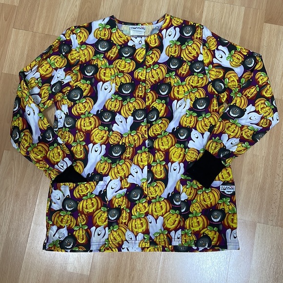 UA Scrubs Lot - Picture 4 of 8